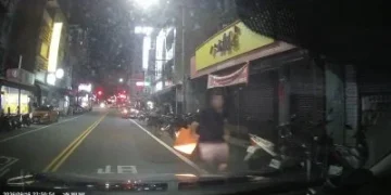 家屬路上攔警車求助!潭子幼童突不適 警方鳴笛護送3分鐘抵醫院