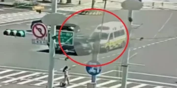 台北萬華區救護車小貨車擦撞! 貨車駕駛頭部擦挫傷