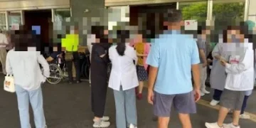 快訊/台南市立醫院突傳火警!2樓疑電線走火 緊急疏散