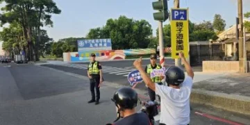 中秋連假車潮將至！鳳山警祭4大交通措施　行人、大型車成防制重點