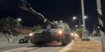 快訊/陸軍八軍團夜間任務出事!2戰車「車禍」1士官緊急送醫