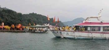 彰化媽遶境首度搭專船巡航日月潭