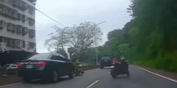 撞擊畫面曝光!樹林區機車自摔再遭撞擊 騎士受傷意識不清送醫
