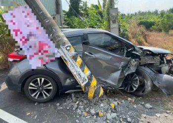 中埔母女共乘機車被撞骨折！　肇事者酒駕還逆向 
