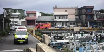 3人獲救1人失蹤！　貢寮澳底漁外海驚傳海釣船翻覆意外