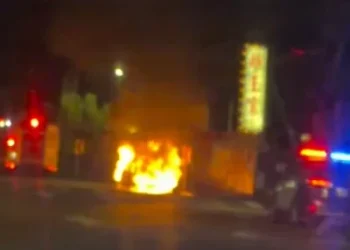 燒成焦屍！　台中火燒車男子陳屍車內