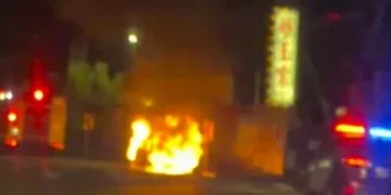 燒成焦屍! 台中火燒車男子陳屍車內