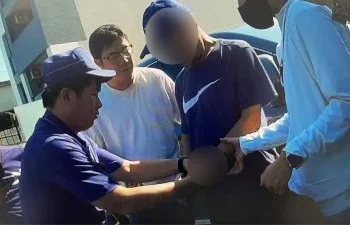 高雄婦遭詐近800萬還不夠？詐團再討67萬　車手清點現金遭逮