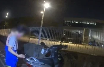 高雄八旬嬤忘記機車停哪！一天3訪衛武營　警暖心助尋回