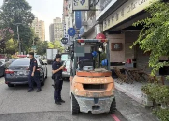 台中堆高機違規上路！警方今年已取締40件　未申請通行證最高罰9千元
