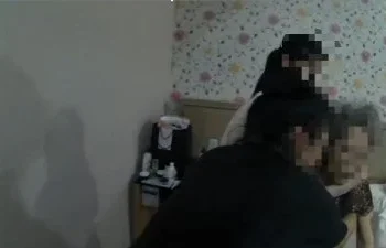 台中飯店火警驚魂！82歲婦頭暈受困6樓　暖警衝上樓揹她逃生