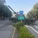 戰車自撞分隔島卡住！   疑機件故障導致