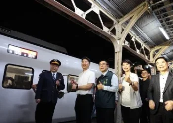 台南人等了17年！末班車駛離　鐵路地下化今正式通車