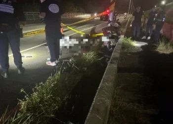 新北板橋車禍2死！　19歲男騎機車載少女撞路燈釀慘劇