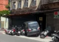 酒駕肇事！三重廂型車衝撞多輛機車開上人行道　男駕駛酒測值超標